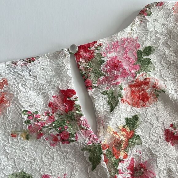 Tash and Sophie square neck floral lace mini dress - Picture 8 of 8